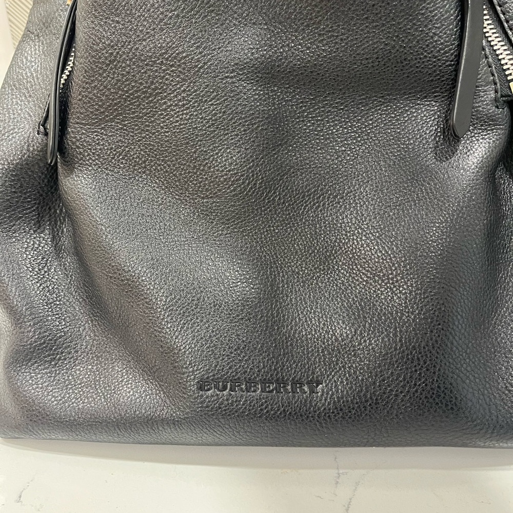 Burberry Maidstone Black Pebbled Leather Shoulder Bag - Picture 2 of 9